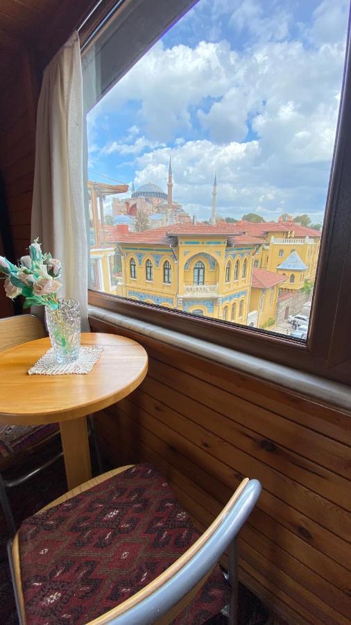 Terrace Guesthouse อิสตันบูล ภายนอก รูปภาพ