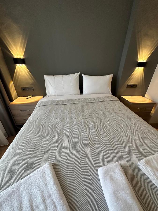 Terrace Guesthouse อิสตันบูล ภายนอก รูปภาพ