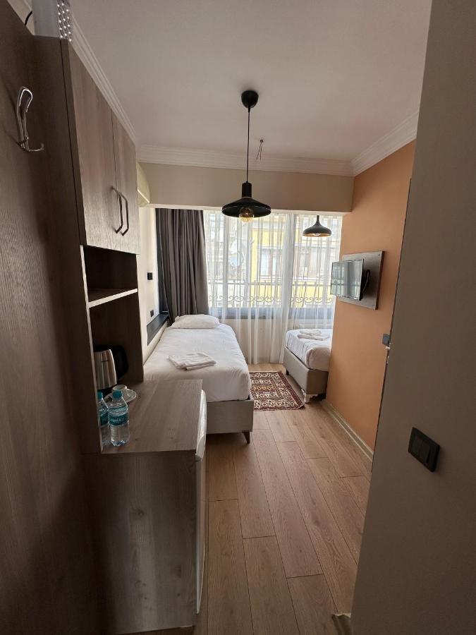 Terrace Guesthouse อิสตันบูล ภายนอก รูปภาพ