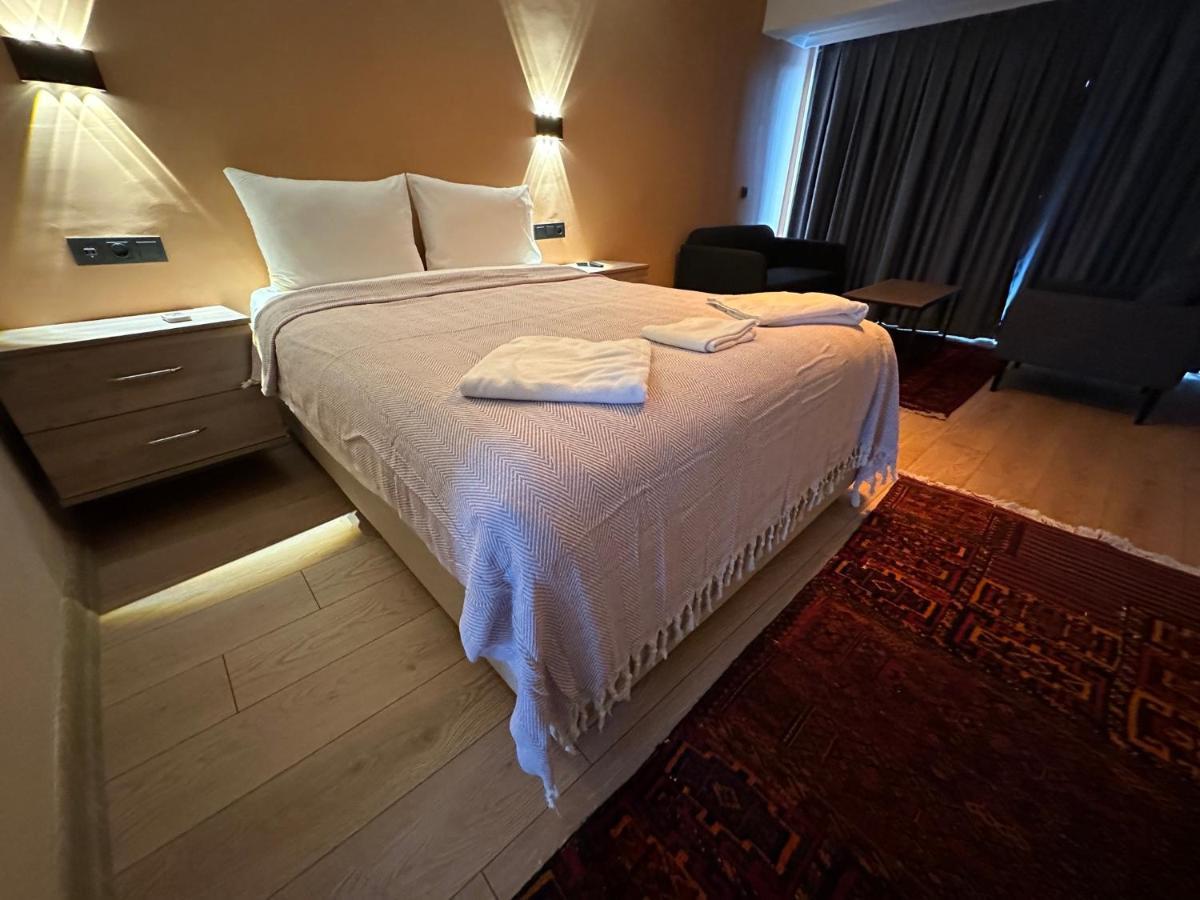 Terrace Guesthouse อิสตันบูล ภายนอก รูปภาพ