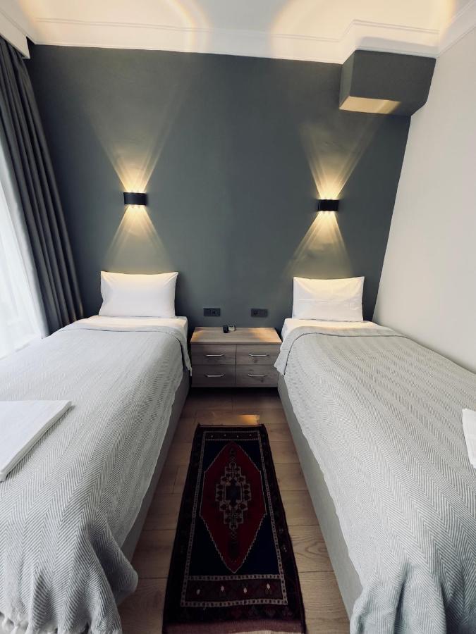 Terrace Guesthouse อิสตันบูล ภายนอก รูปภาพ